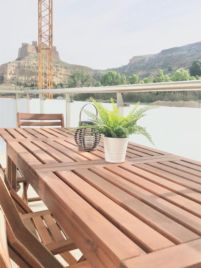 Precioso Piso Monzon Terraza, Parking,Piscina,Zona De Juegos มอนซ็อน ภายนอก รูปภาพ